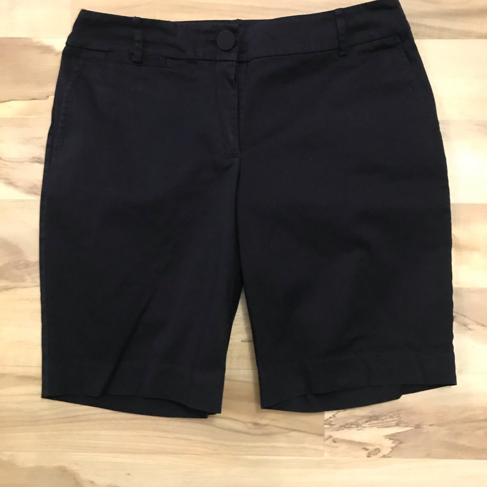 Loft Black Bermuda shorts